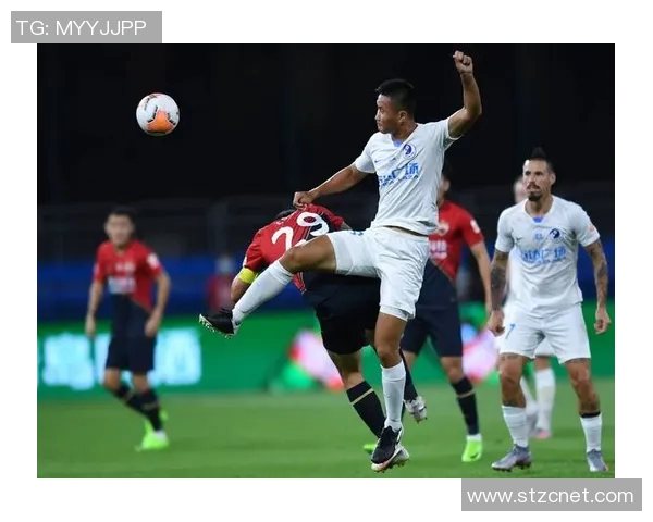 中超精彩对决深圳队迎战大连队全力争胜展现足球魅力